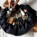 Las mejores bolsas y estuches de maquillaje: Organización y estilo en cada viaje