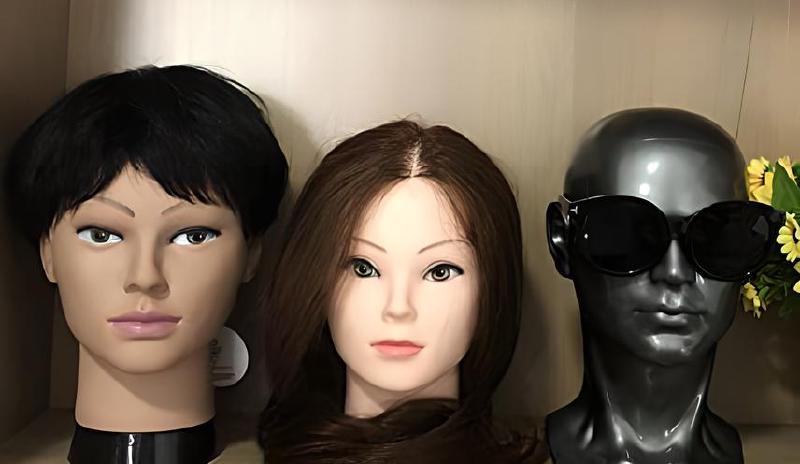 Imagen principal del artículo 'Las mejores cabezas de maniquí para práctica de peluquería'