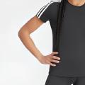 Las mejores camisetas técnicas y deportivas para mujer