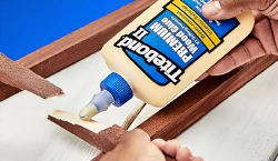 Imagen principal del artículo 'Las mejores colas para madera en 2024 - Comparativa y análisis'