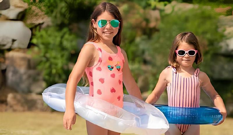 Imagen principal del artículo 'Las mejores gafas de sol para niños y niñas: Protección UV y estilo ¡Descubre las favoritas!'