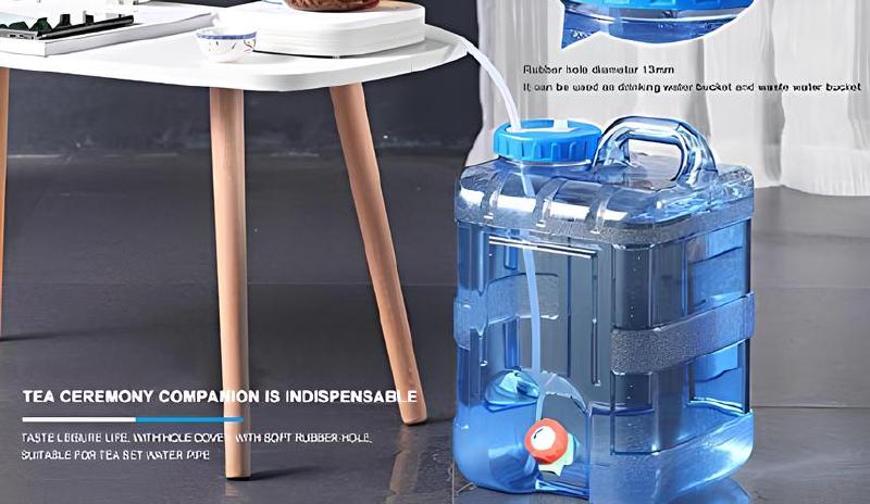 Imagen principal del artículo 'Las mejores garrafas de agua para camping y senderismo'