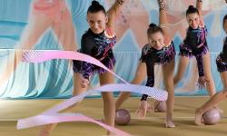 Imagen principal del artículo 'Las mejores herramientas de entrenamiento de gimnasia rítmica para niños'