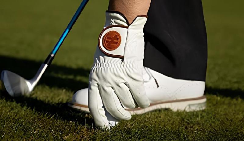 Imagen principal del artículo 'Las mejores opciones de guantes para golfistas en 2024'