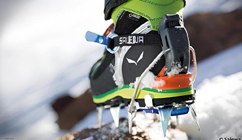 Imagen principal del artículo 'Los mejores crampones para escalada en hielo y nieve'